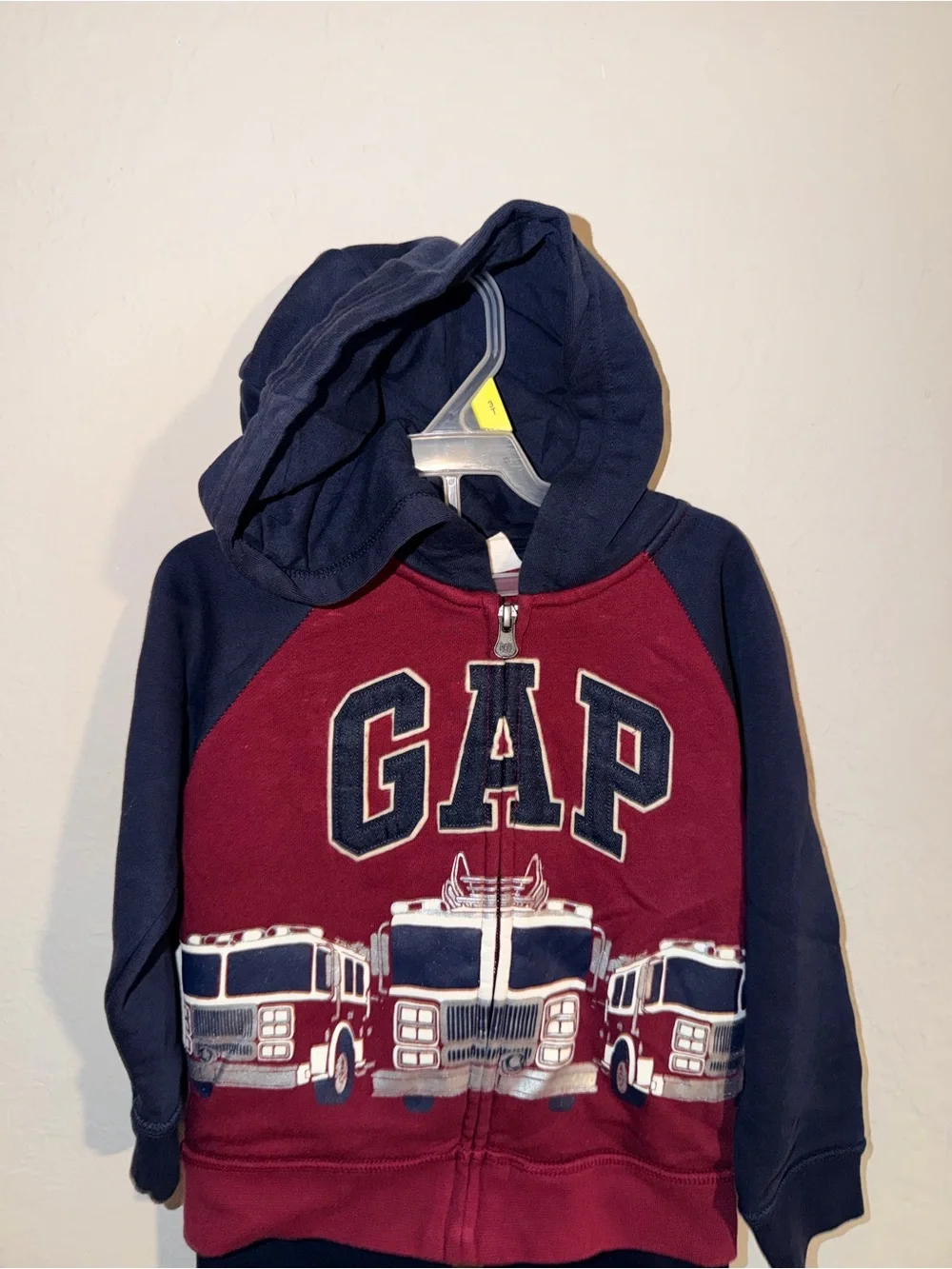 GAP Kids Fire Truck 2 Piece Hoodie Jogger Set Navy Red Size 3 Years NWT